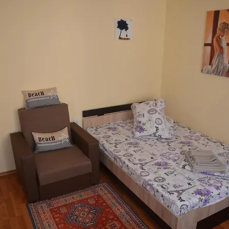Homestay Casa Cu Fluturi *
