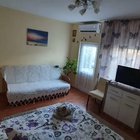 Homestay Casa Cu Fluturi Constanta